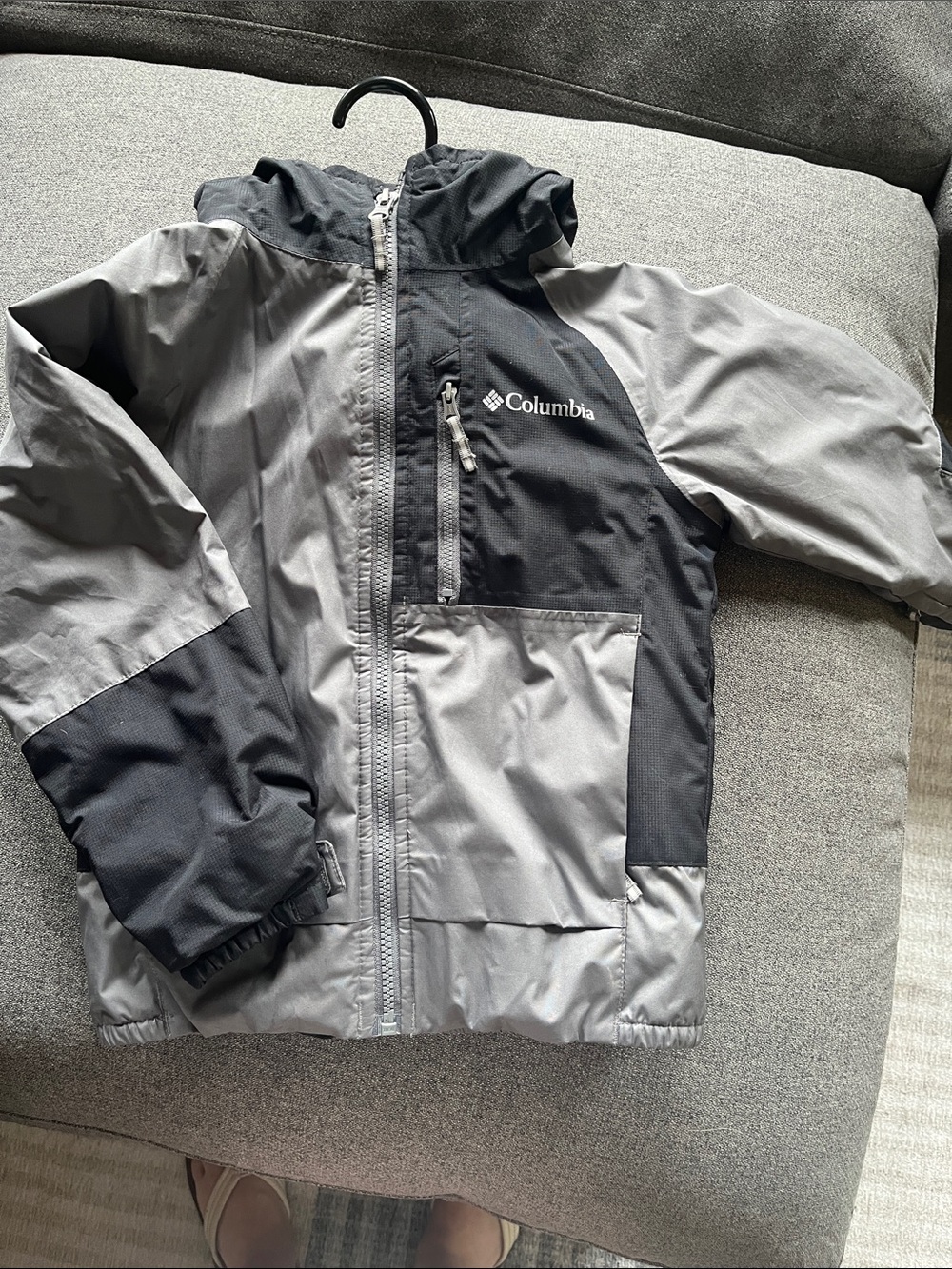 Columbia Kids Hooded Jacket in Gray and Black